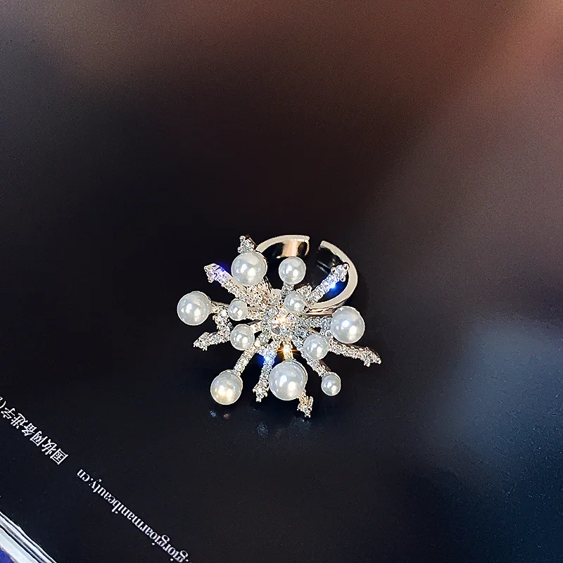 13537235478_1250376837