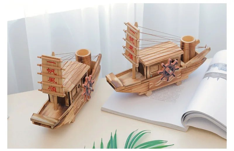 Solid Wood Music Boxes Sailing Sailboat Music Box Decoration Creative Wooden Music Box Children Birthday Gift Chinese Antique