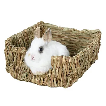 

2020 Home Grass Woven Cage for Rabbit Guinea Pig Yellow Pet Hand-weaved Natural Grass Net Small Animal Hamster Accessories