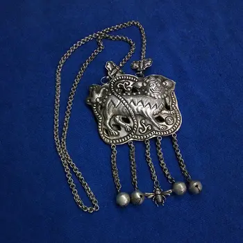 

folk style personality Handmade Miao Silver lion Necklace AAAAAAAA Free shipping