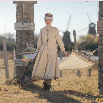 

Autumn Spring New Original Design Women Slim Waist French Vintage Flower Embroidery Pleated Cotton Dresses