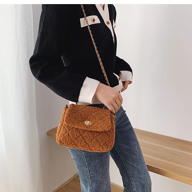Elegant Female Plaid Crossbody Bag Winter New Quality Soft Plush Women's Designer Handbag Lock Chain Shoulder Messenger Bag