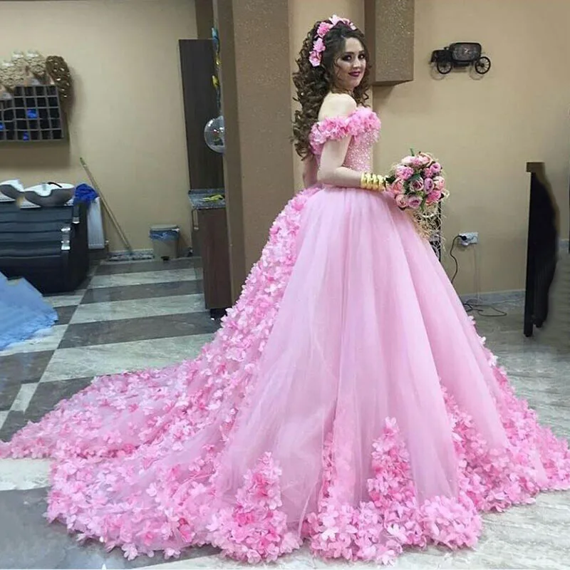 

Quinceanera Dresses Ball Gown Off Shoulder 3D Rose Flowers Puffy Pink Sweet 16 Dress Celebrity Party Gowns Graduation