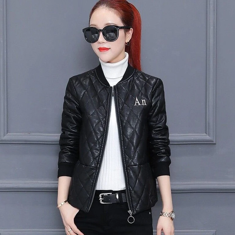 Куртка женская черная из искусственной кожи на зиму 2019|Куртки| |