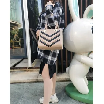 

Stripe Tote Bag With Zipper Fake Leather Shoulder Bags Female 2020 Spring Luxury Large Capacity Pu Leather Crossbody Bag MM50036