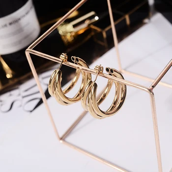 

High end Earrings ornament Fashion accessories Ear Studs Gift birthday present
