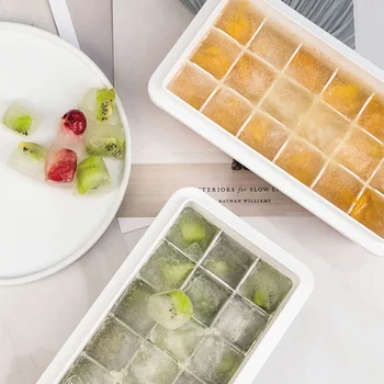 

18 Grid Food Grade Silicone Ice Tray Home With Lid DIY Ice Cube Mold Square Shape Ice Cream Maker Kitchen Bar Accessories