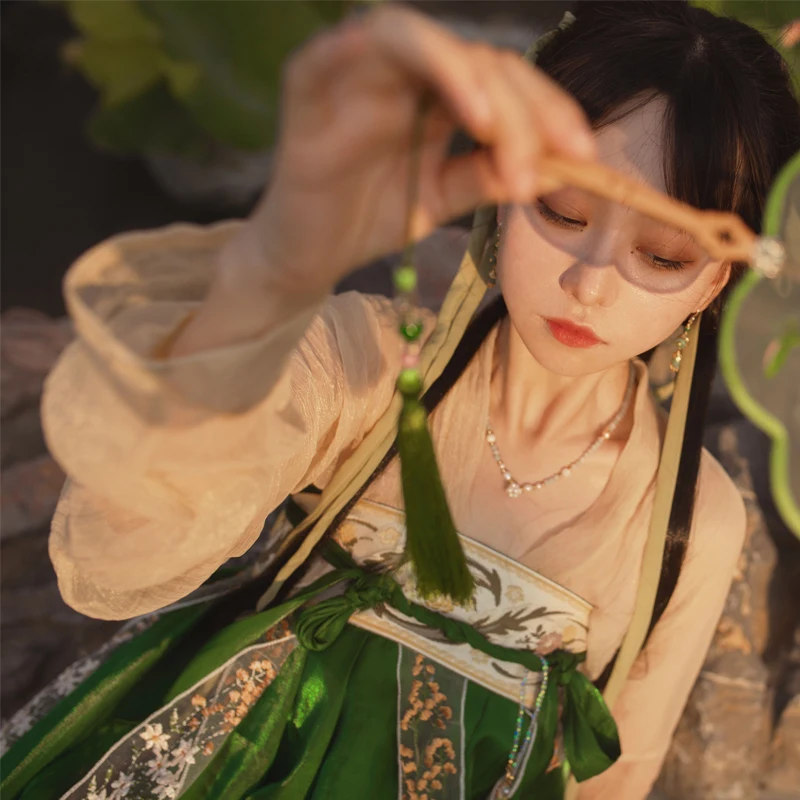

Hanfu Female Chinese Style Daily Improvement Ancient Costume Waist-chest Skirt Full Set of Super Fairy and Elegant Ancient Style