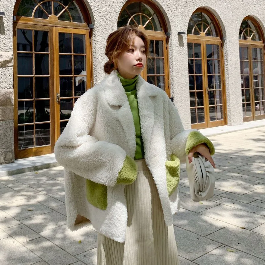 

Photo Shoot CHIC Sweet College Style White And Green Contrast Color Suit Collar One-Button Fur Woolen Jacket Women's Winter