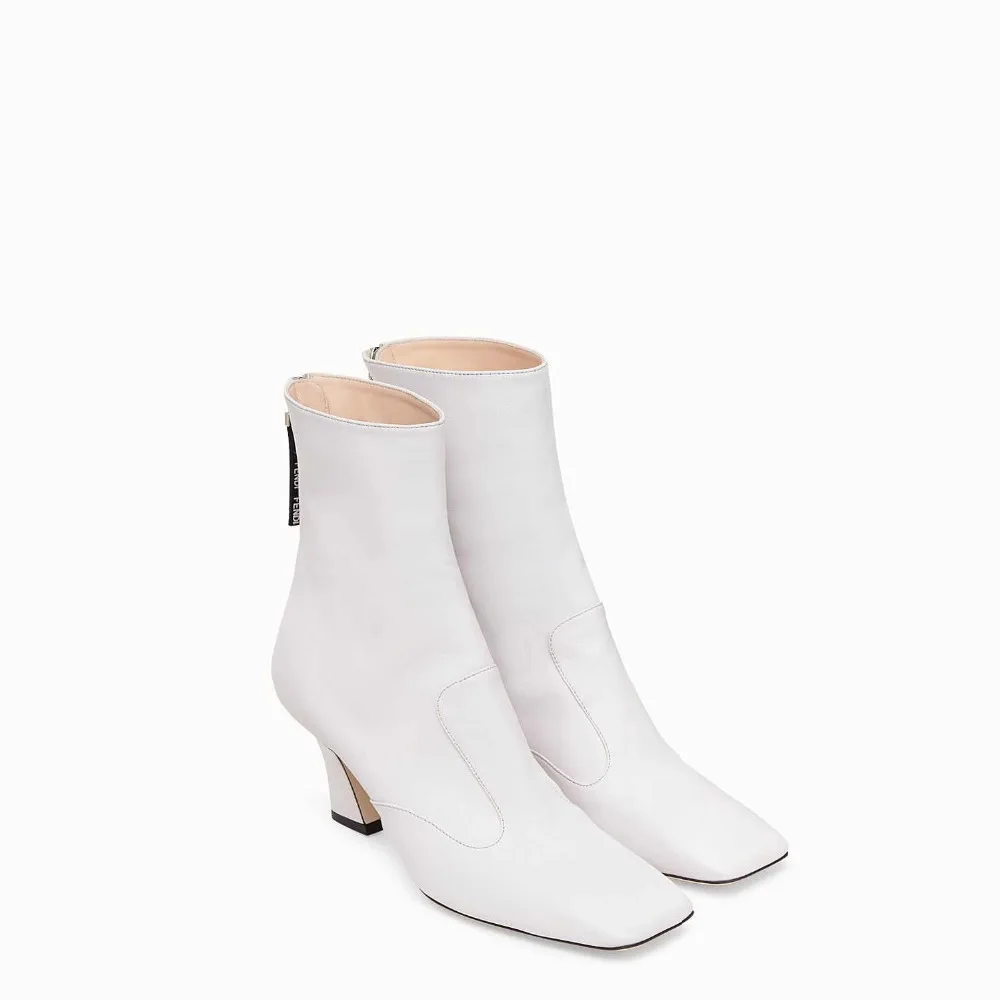 8T6941NBAF0H23_04_xlarge