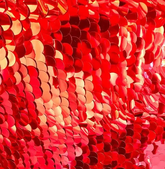 3 ярдов Лазерная рыбья чешуя Блестки Ткань для вечернего свадебного платья симфония 18 мм Блестки ткань сетка для DIY фотографии фон - Цвет: red