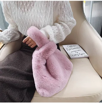 

Warm Faux Fur Women Handbag Winter Autumn Female Fashion 2019 Fashion Woman Bag New Brand Solid Color Lady Wristlets Tote Bag