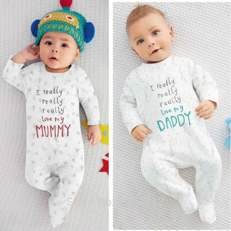 Новинка Осень 2021 комплект детской одежды с длинным рукавом надписью I Love Mom Dad