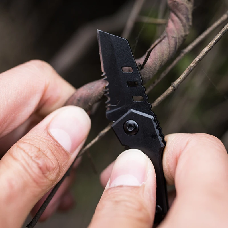 

B2 Bomber Nano Blade mini knife Swiss military knife bearing steel retired knife folding keychain Camping Outdoor Knife Tools