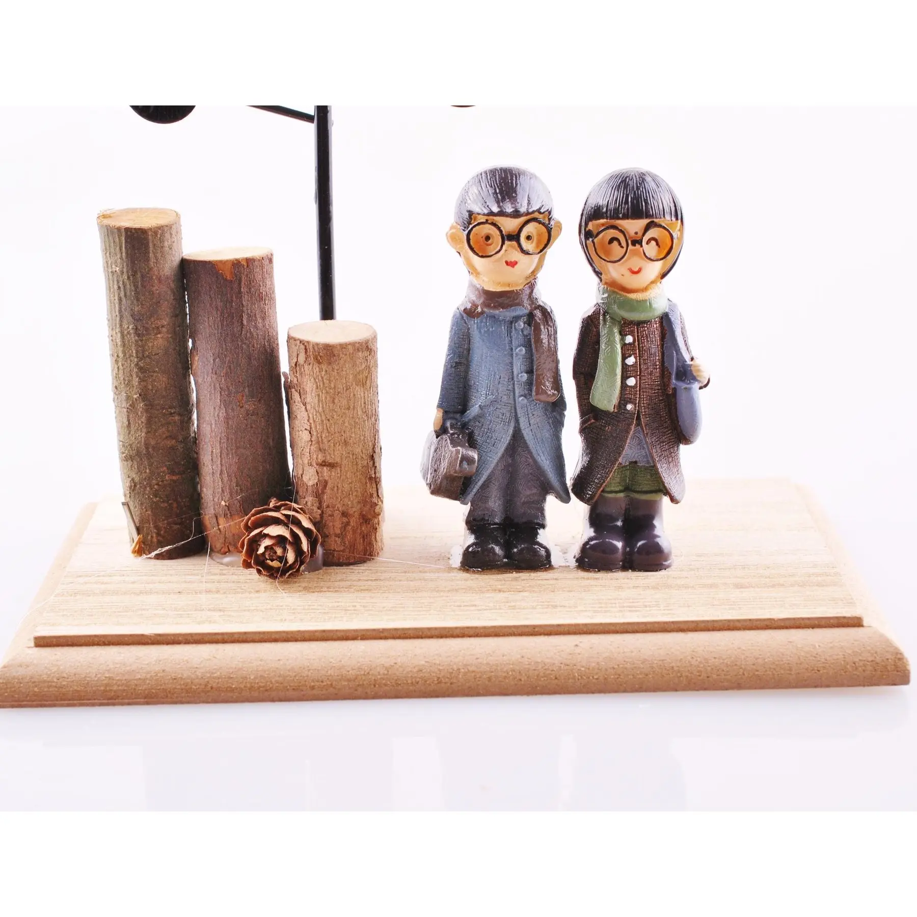 

Romantic Couple themed Oversized Table Lamp Trinket