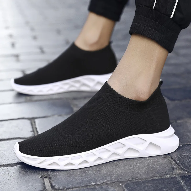 

Spring And Summer Fly-kit Mesh MEN'S SHOES Fashion Foot Covering Loafers Punched Sheet Surface Casual Sports Fashion Shoe