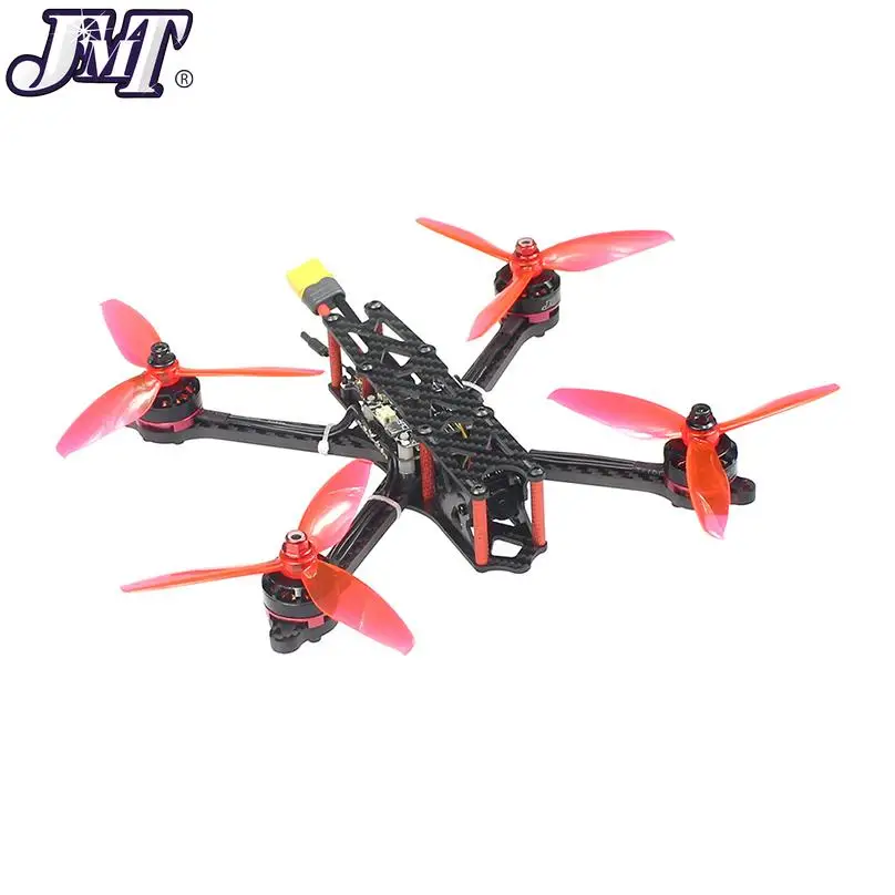 Détail du châssis et des moteurs du Drone FPV CineLog 35 Lite4 RTF Kit pour la course.