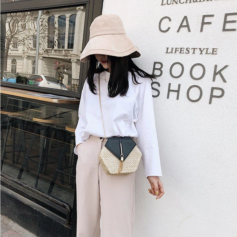 10725066451_1835341813