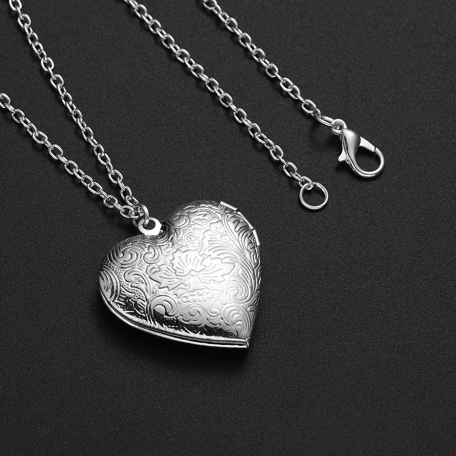 Silver Color Love Heart Locket Pendants for Women Men Openable Photo Frame Glossy Family Pet Picture Necklace Family Love Gift - Image 2