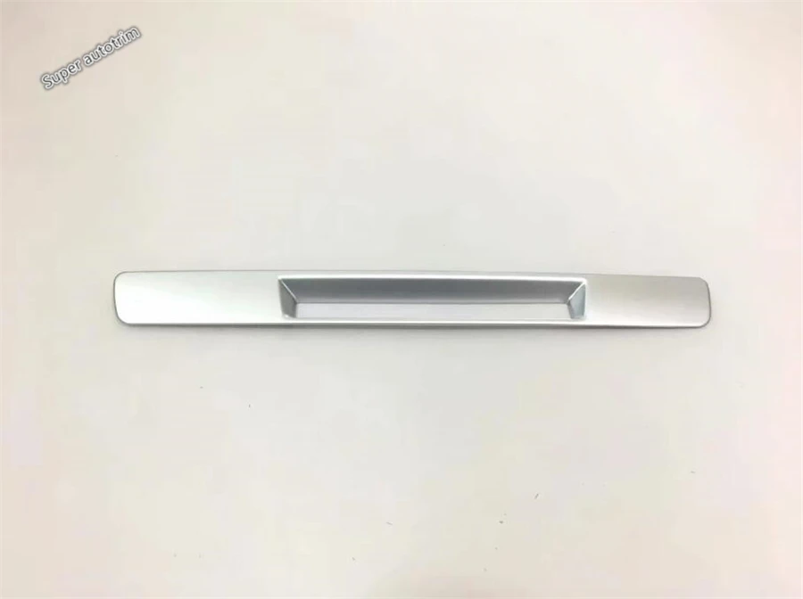 900 (1)