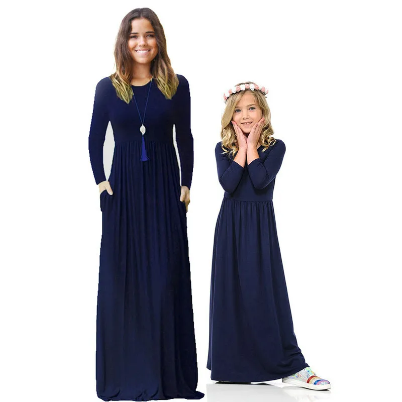 Осеннее платье для мамы и дочки коллекция 2019 года, зимнее однотонное платье до щиколотки с длинными рукавами семейная одежда для мамы и