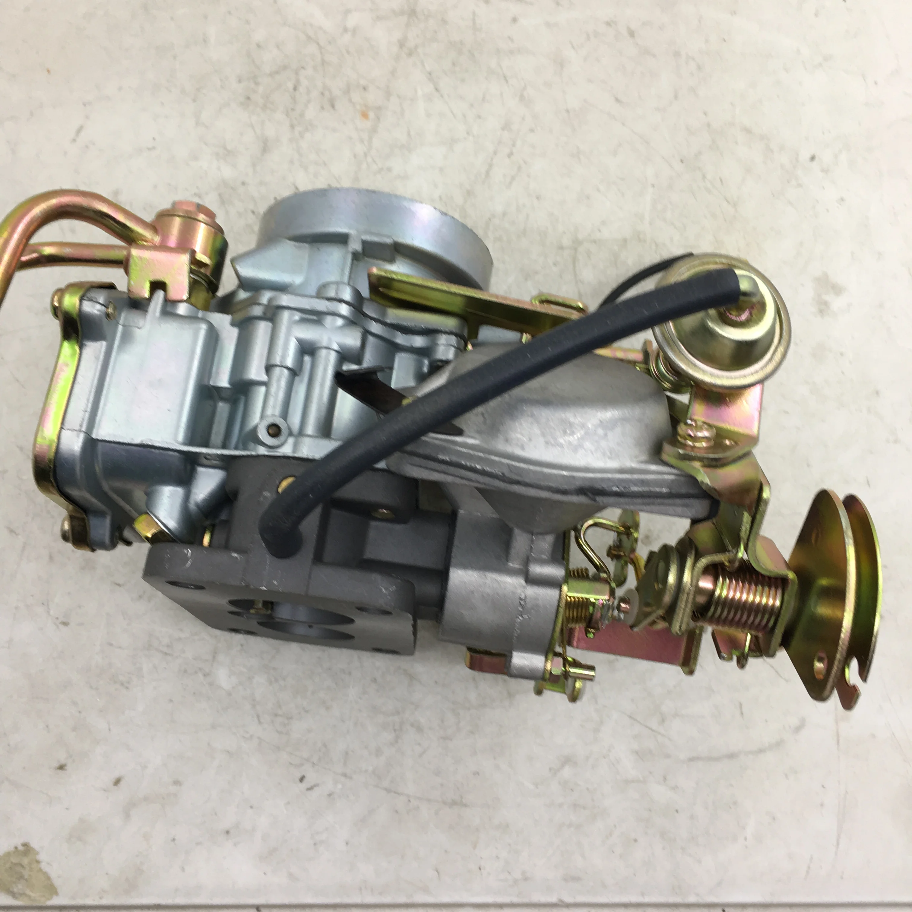 SherryBerg Карбюратор carb Карбюратор для Mazda MA/B1600 626 1984-pick Up Bongo Luce 616 Laser Capella vergaser carby 3975-13