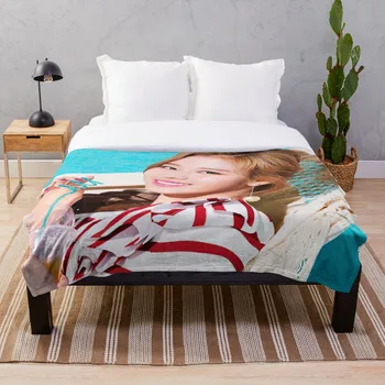 

TWICE HAPPY HAPPY BREAKTHROUGH SANA Throw Blanket Soft Sherpa Blanket Bed Sheet Single Knee Blanket Office Nap Blanket