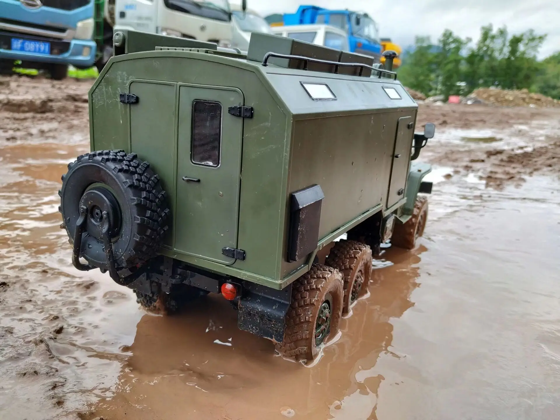 Cena WPL Model B36 zdalnie sterowana ciężarówka Crawler samochód Mini Off Road pilot 11 sterowanie Ural pojazd wojskowy wspinaczka zabawka dla dorosłych DIY RTR Carro Eletrico