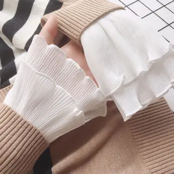

Women Layered Striped Horn Cuff Agaric Ruffles Wrinkled Fake Sleeve Wrist Warmer