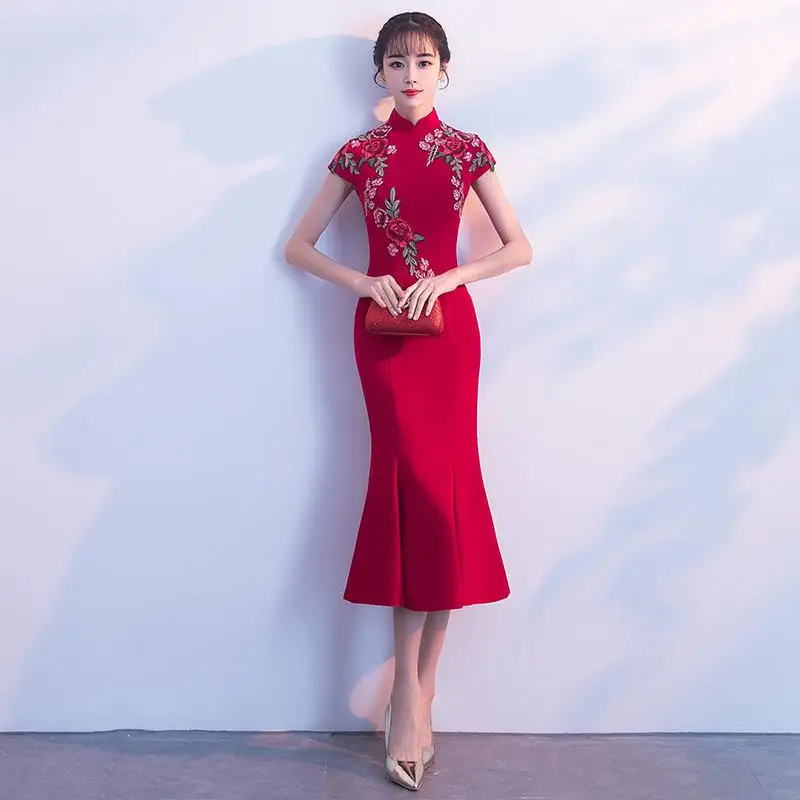 Красный классический женский тонкий традиционный ченсам цветок Qipao Китайский невесты свадебное платье Русалка винтажное дамское вечернее платье - Цвет: Claret Mid