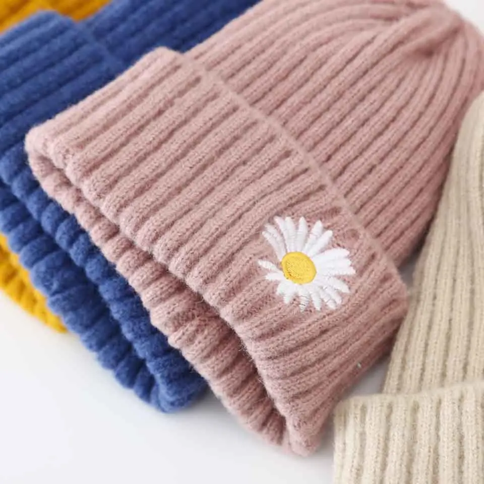 Шапка ярких цветов для мамы и детей девочек мальчиков Сезон осень зима Детская