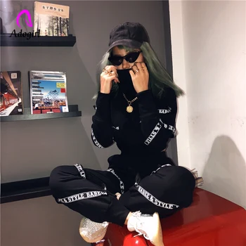 

Fitness Women Gothic Streetwear Hooded Tops Female Cargo Pants 2 Piece Set 2019 Autumn Winter Long Sleeve Punk Women Sport Suit