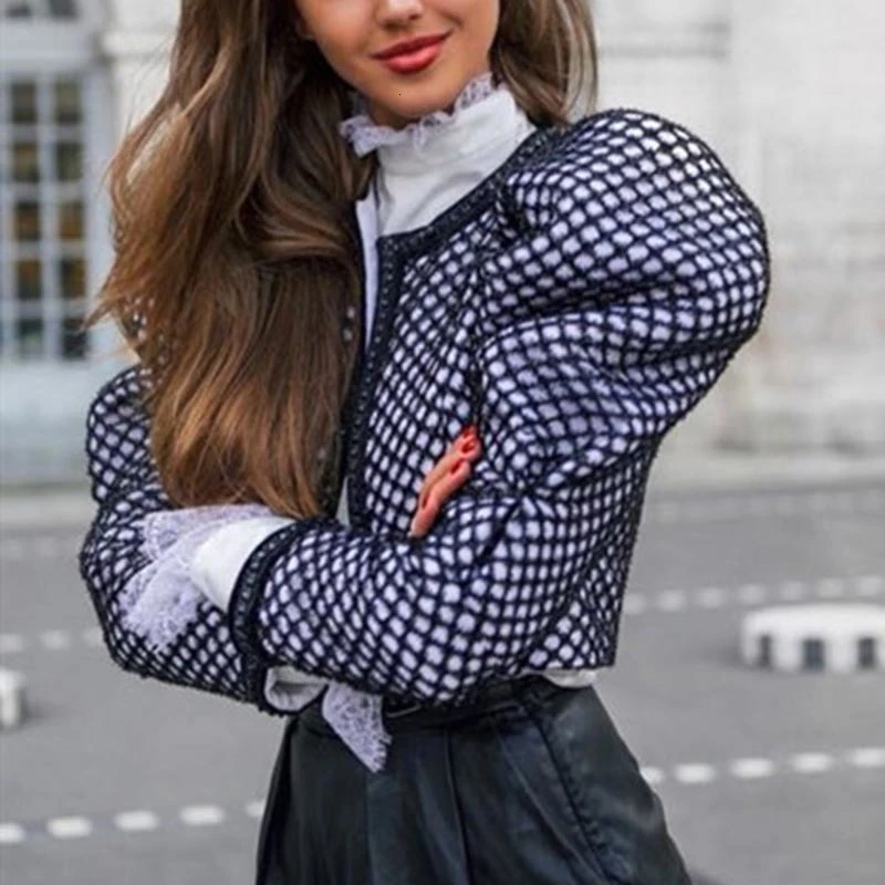 Женские клетчатые куртки TWOTWINSTYLE с рюшами круглым вырезом длинными рукавами и
