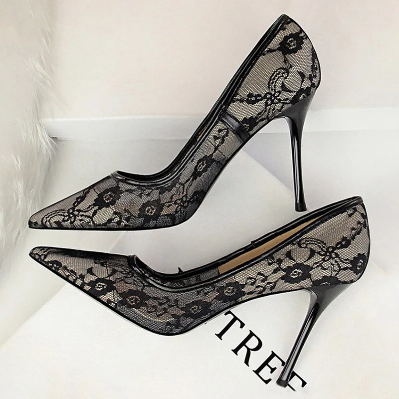 Shoes Mesh Hollow Lace Woman Pumps Spring Women Heels Sexy Party Shoes Thin Stiletto Heels Women Shoes 6 Colour 1 Shoes Mesh Hollow Lace Woman Pumps Spring Women Heels Sexy Party Shoes Thin Stiletto Heels Women Shoes 6 Colour