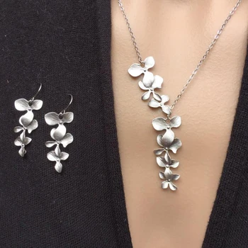 Fashion Clusters Leaf Flower Jewelry Set Matte Gray-Silver Color Metal White Pearl Choker Necklace Blossom Dangle Earrings