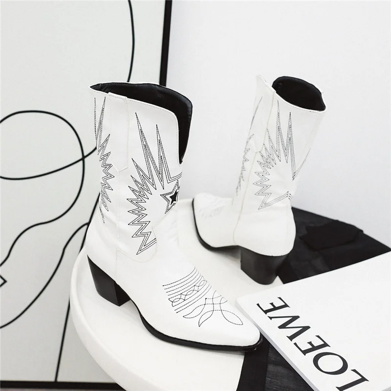 Г. Женские Ковбой Западный ботинки, большие размеры 46, 5,5 см, высокий каблук, белые ботильоны в стиле ретро Осенняя обувь на низком каблуке