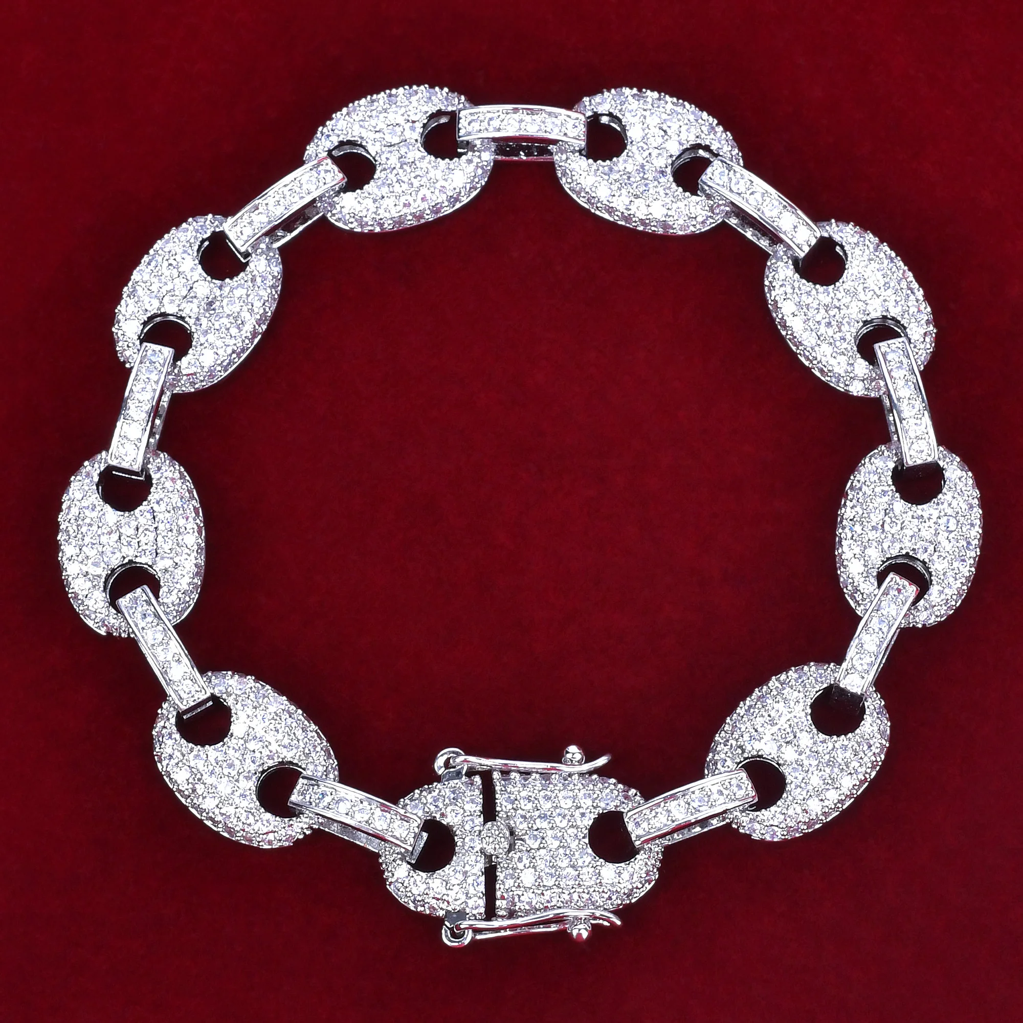 Charms Bling 2022 Trend 