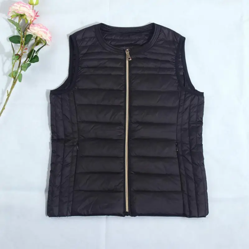 New Women Winter 90% White Duck Down Vest Ultra Light Duck Down Vest Sleeveless Jacket Round Neck Zipper Plus Coat Size - Цвет: Черный