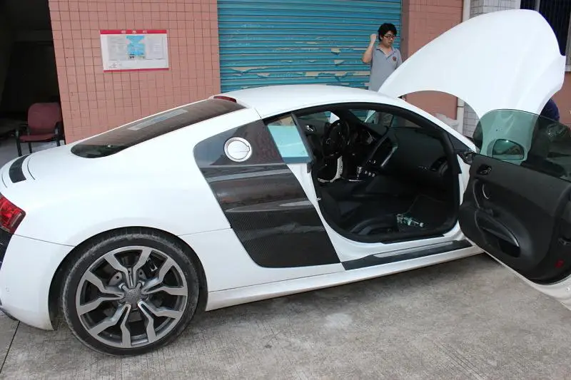 1 пара+ двухсторонний карбон/R8 V8 V10 углеродное волокно Боковая дверь панель лезвие панель s боковой совок для Audi R8 V8 V10 2 двери 2008-15