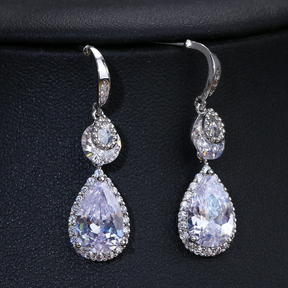 

Bettyue Newest Ladies First Choice Attractive Colorful Earrings Cubic Zircon Gorgeous Gift For Friends In Banquet Jewelry
