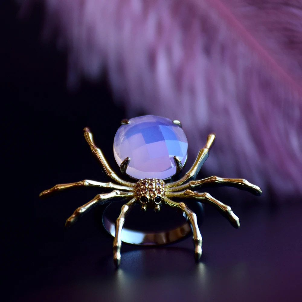Christmas Gift New Lovely Spider Ring Pink Crystal Jewellery Gold color Female Cool Cute Animal Rings for party