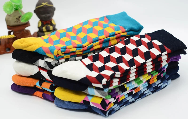 Fashion Man Socks Geometric Color Combed Cotton Autumn Winter Warm Breathble Couple Long Socks For Men Women Happy Wedding Gifts