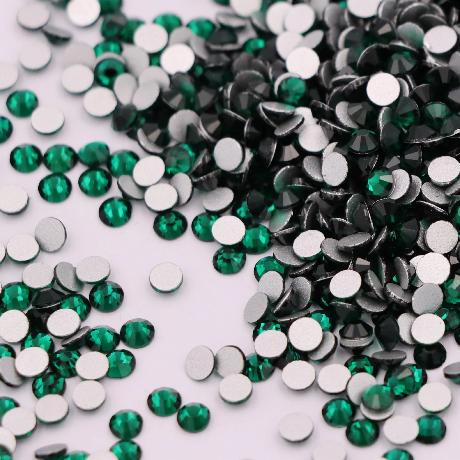 

High Quality SS3-SS34 Emerald Flat Back Rhinestones Nail Art Glue On Non Hot Fix Dark Green Crystals