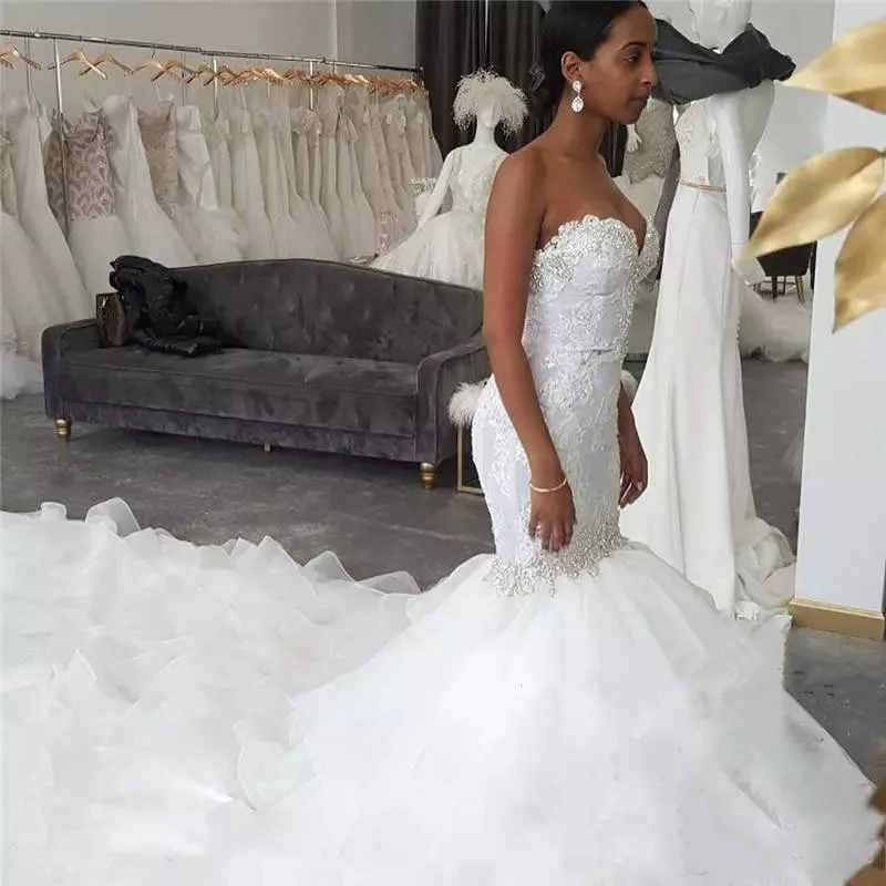 Sweetheart Lace Mermaid Wedding Dresses with Ruffles Chapel Train 2020 Crystal vestidos de novia Custom Made Bridal Wedding Gown