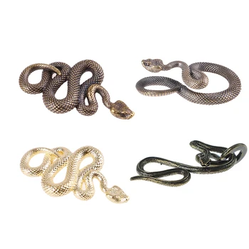 

1PC Snakes Keychain Brass Handmade Key Chain Fashion Animal Snake Key Ring HandBag Pendant New Arrival