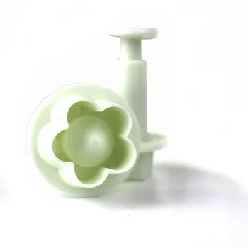 

Christmas Kitchen Plum Flower Plunger Fondant Cookie Decorating Tools sugar craft cake decorating fondant cutters toolss 70 80