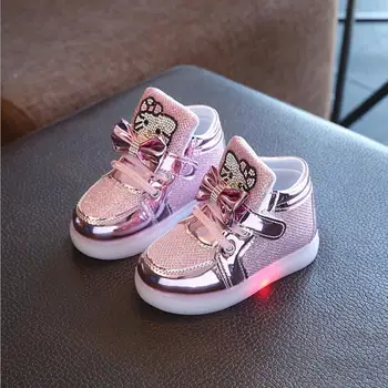 

New Brand Cartoon KT Children Glowing sneakers Rhinestone footwear kids shoes LED Flashing Baby girls Casual Shoes with light