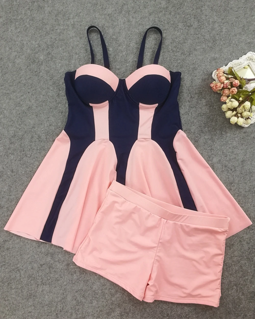 12713270025_930795933