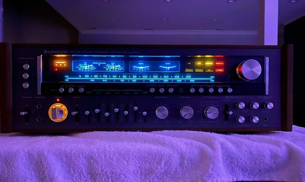 muitos outros receptores estéreo Vintage, AC8V