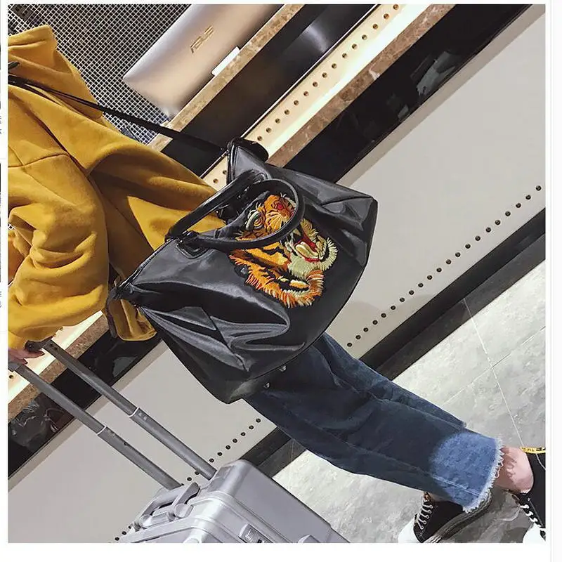 PUOU Горячие мужские женские сумки модные нейлоновые водонепроницаемые дорожные сумки большая, вместительная, черная пара фитнес с лямкой на одно плечо по диагонали сумки